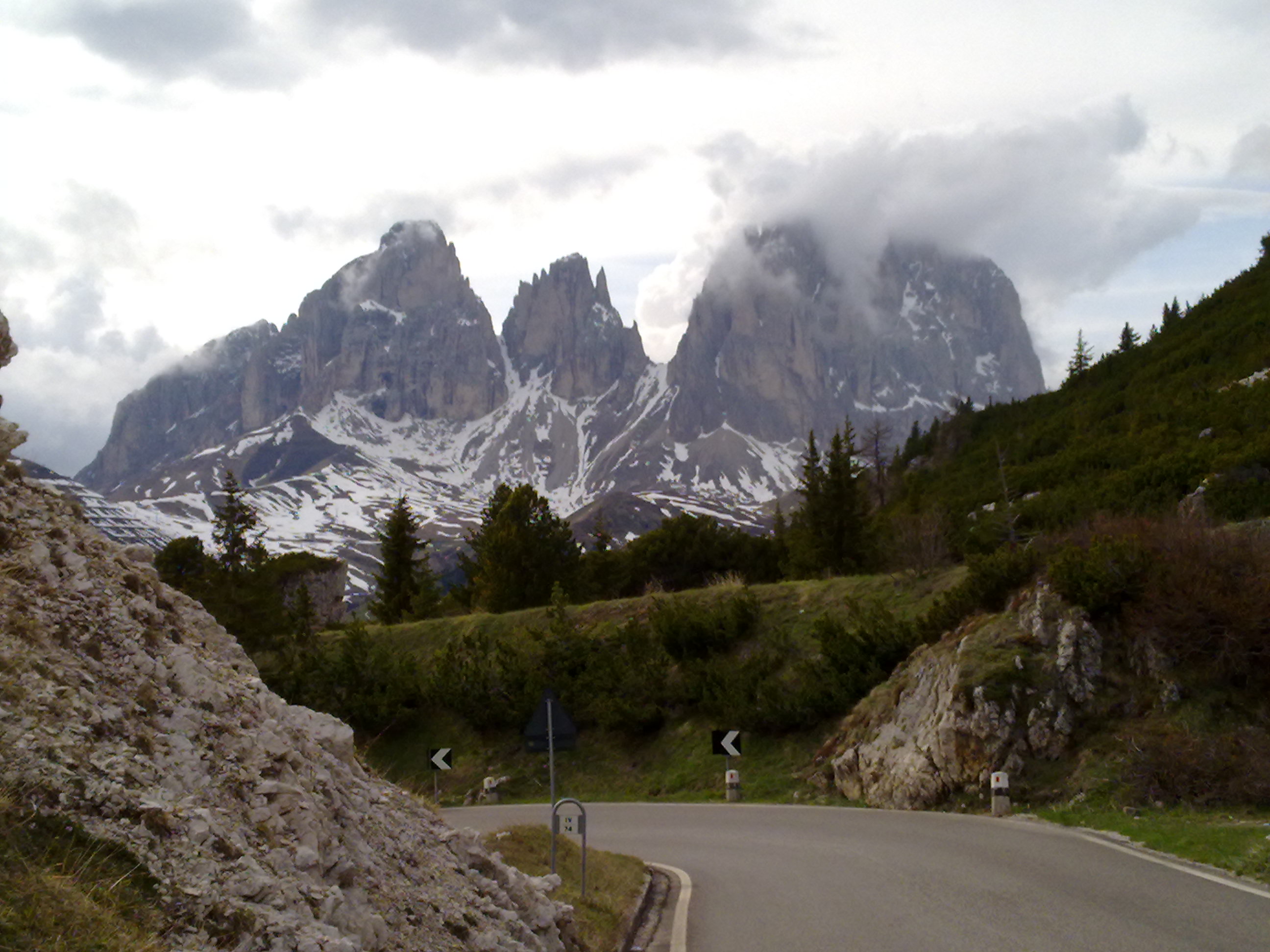 Where are the Dolomite Mountains in Italy?